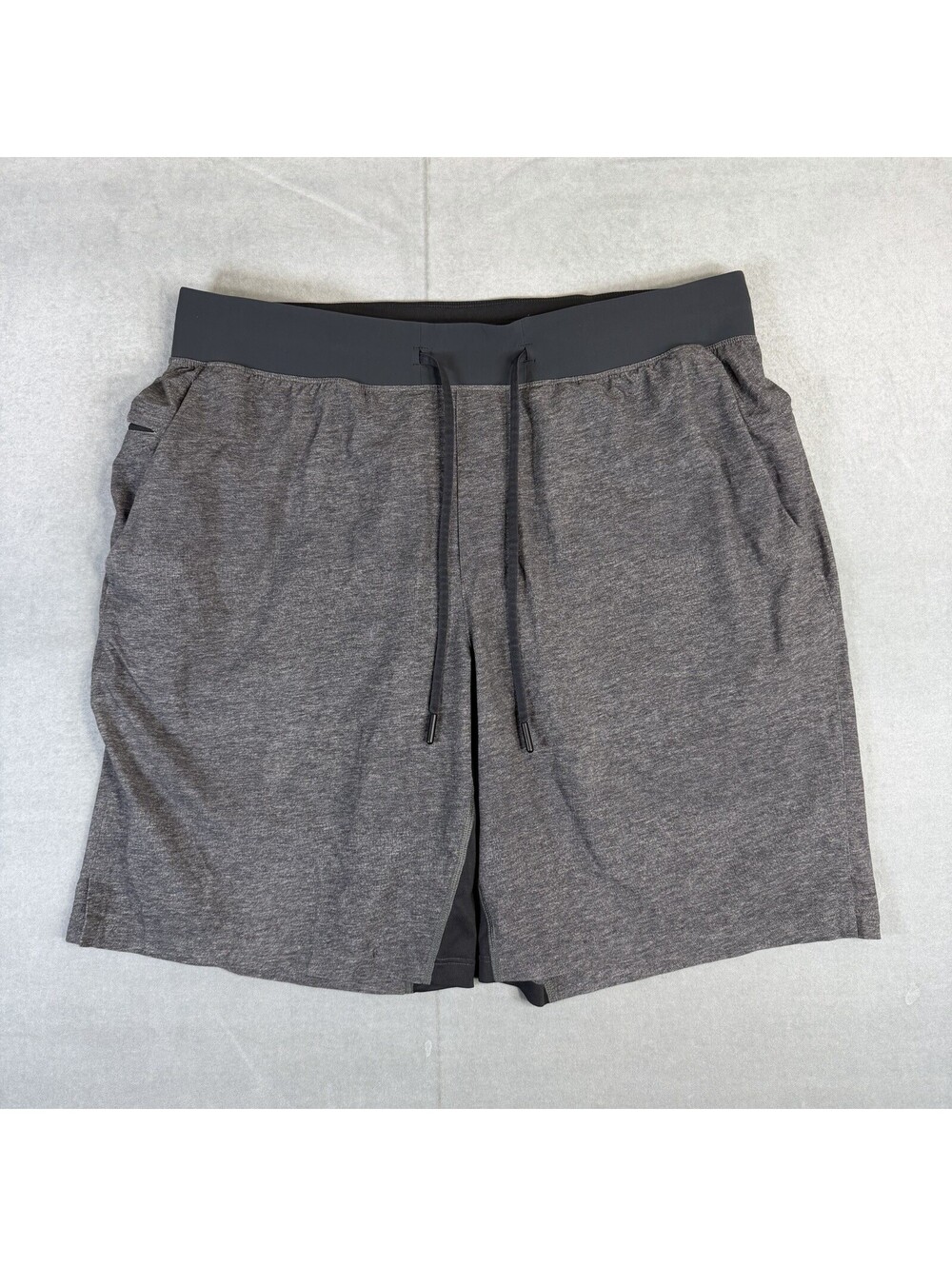 Lululemon T.H.E. Short Liner 9" Mens XL Gray Out Of Mind Heather Coal LM7AAUS